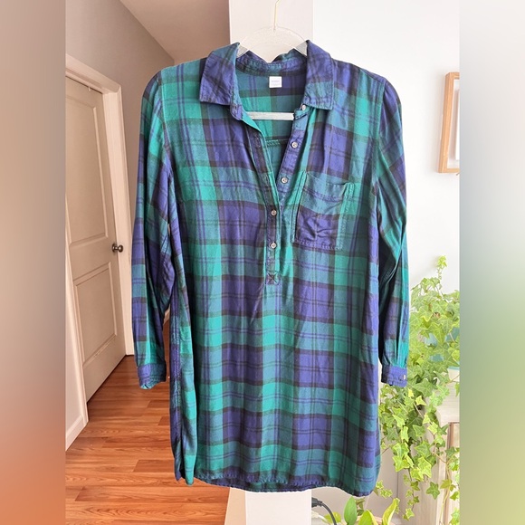 OLD NAVY Plaid Mini Shirt Dress - Picture 1 of 3